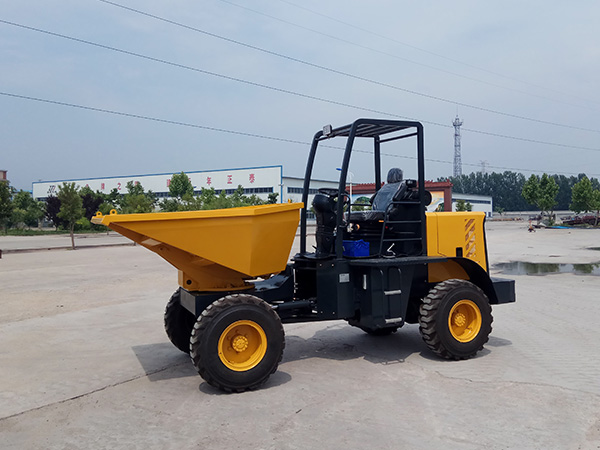工程翻斗车