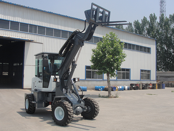 伸缩臂装载机