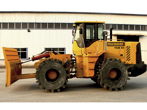 垃圾填埋压实机