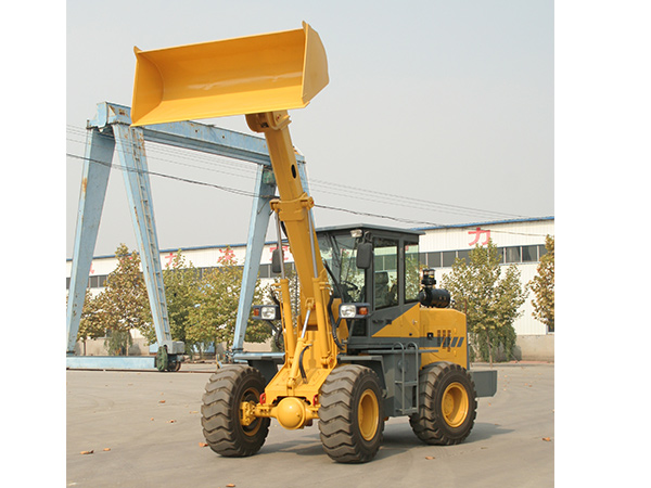伸缩臂装载机