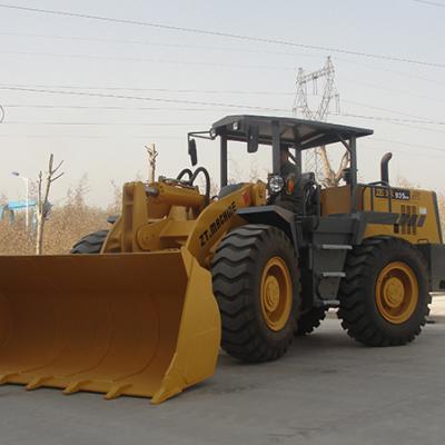 四驱矿用装载机