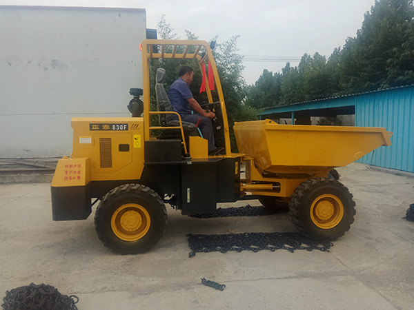 小型矿用翻斗车 小型矿用翻斗车